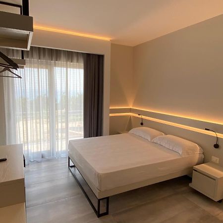 Gabriel Holidays Tropea Bagian luar foto
