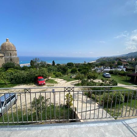 Gabriel Holidays Tropea Bagian luar foto