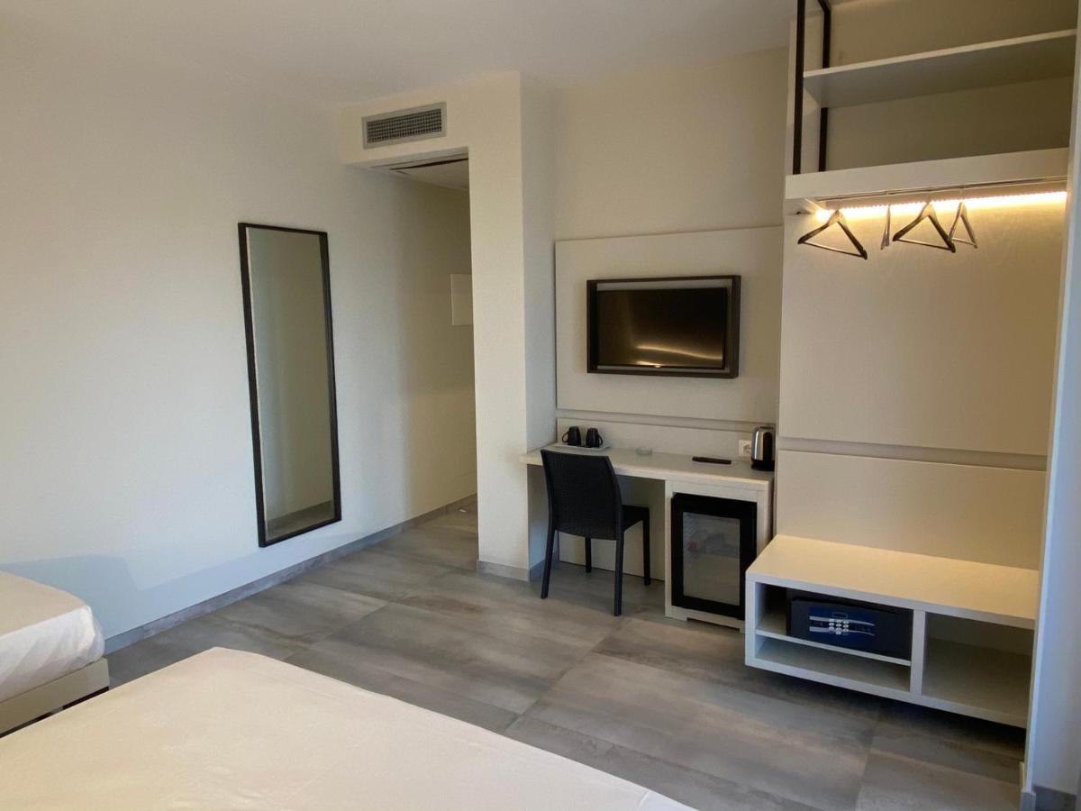 Gabriel Holidays Tropea Bagian luar foto